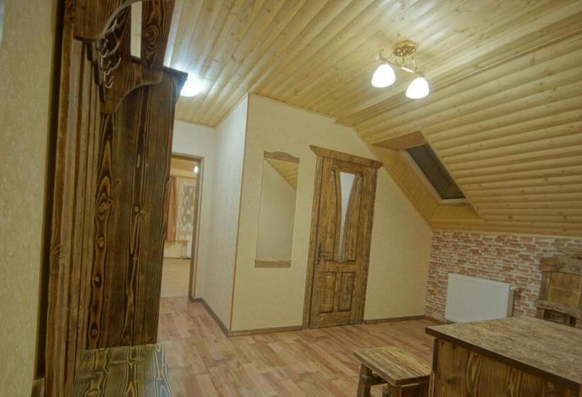 اتاق استاندارد سه نفره, Dacha