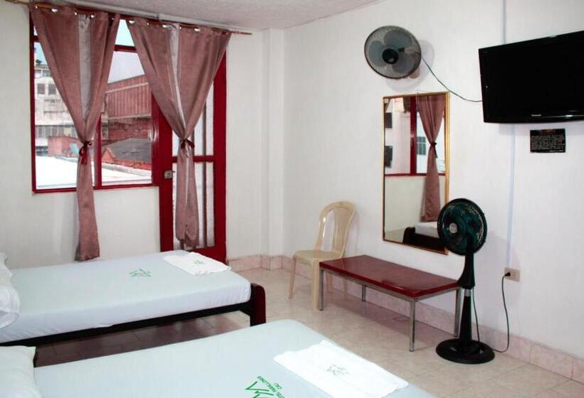 スーペリアールーム, Farallones Cali