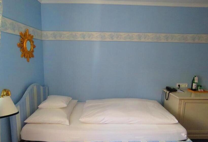 高级单人间, Hirlanda