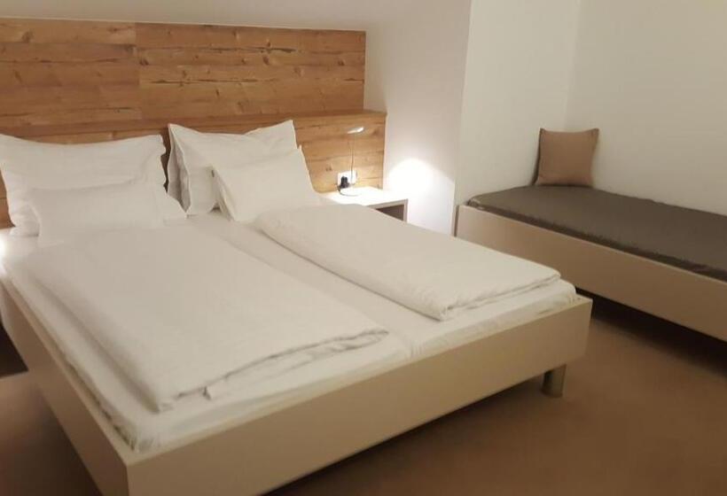 舒适三人间, Joschi Sporthaus Hochkar