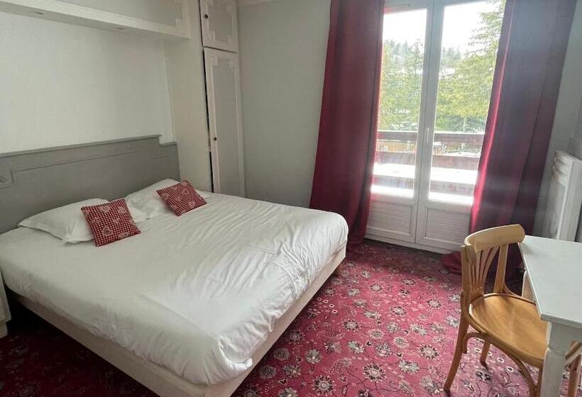 غرفة قياسية, Le Rocher Du Cerf