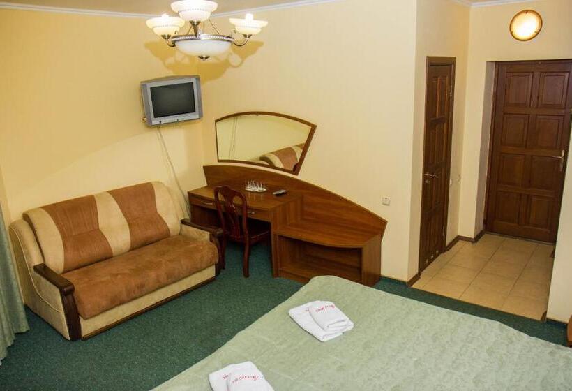 Junior Suite, Liliana