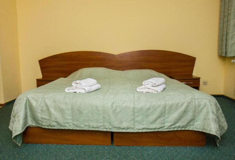 Junior Suite, Liliana