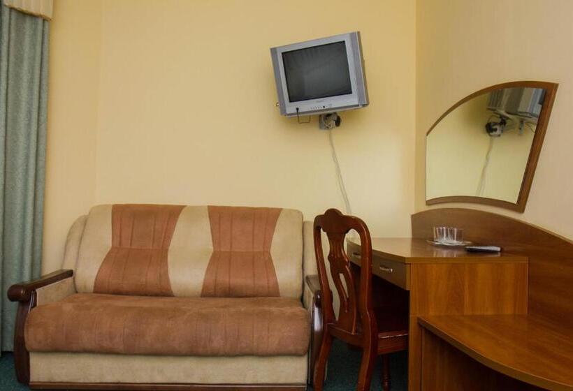 Junior Suite, Liliana