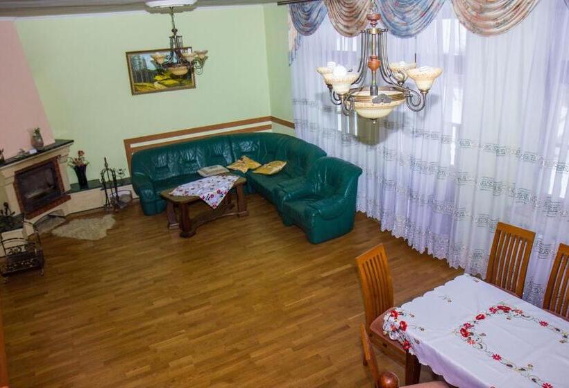 Casa 1 Dormitori, Liliana