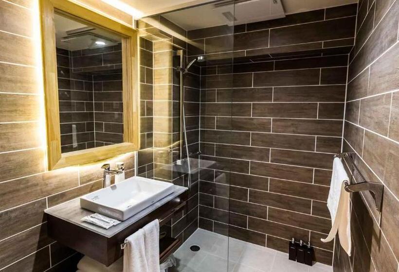 חדר סופריור עם מיטת קינג, Silverhorn