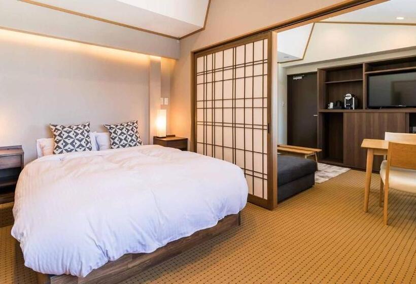 דירת שני חדרים, Silverhorn