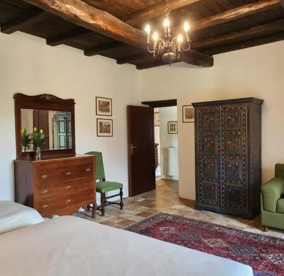 ガーデンビュースーペリアールーム, Villa Arzilla Antica Residenza Di Campagna
