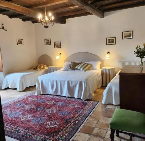 ガーデンビュースーペリアールーム, Villa Arzilla Antica Residenza Di Campagna
