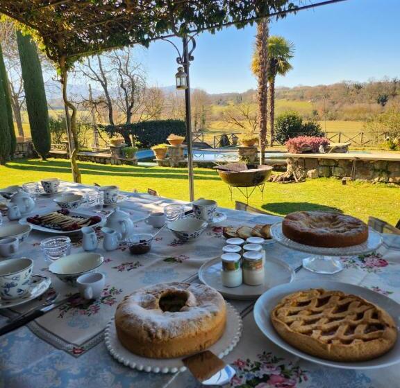 וילה עם חדר שינה אחד ובריכת שחיה, Villa Arzilla Antica Residenza Di Campagna