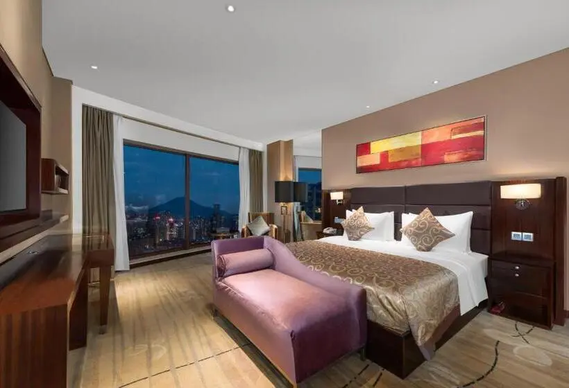 Deluxe Suite King Bed, Wyndham Putian Downtown