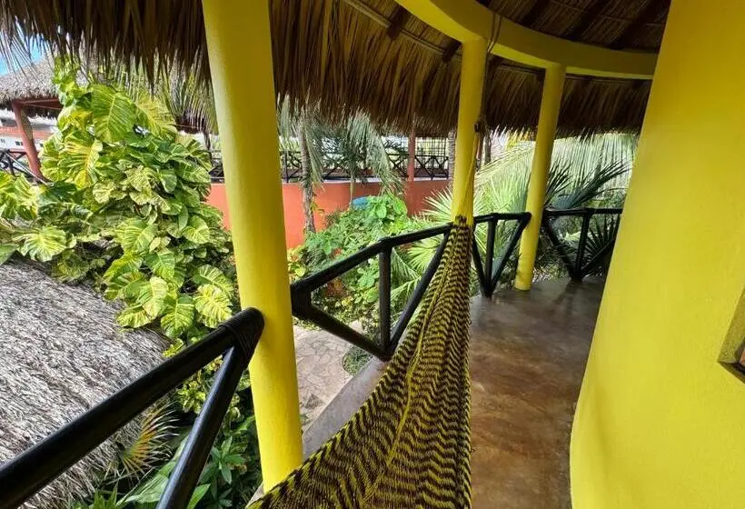 スタンダードバンガロー, One Love Hostal Puerto Escondido