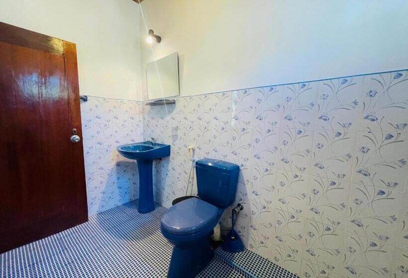 豪华海景房带阳台, Bougain Villa Guesthouse