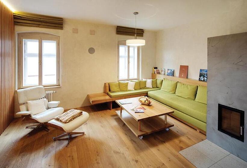 발코니 디럭스 룸, Café Fara