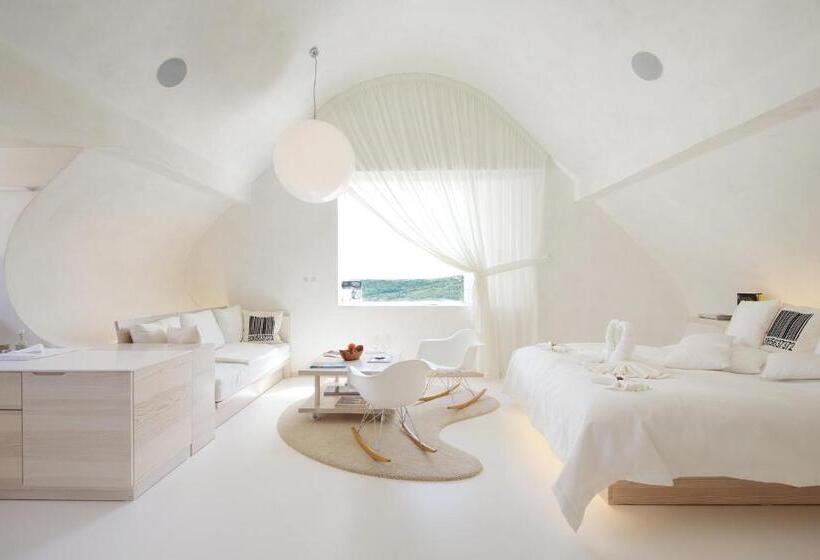 디럭스 룸, Café Fara