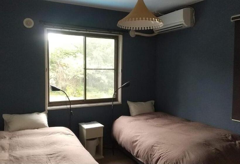 חדר סטנדרט לשלושה, Daisen Backpackers