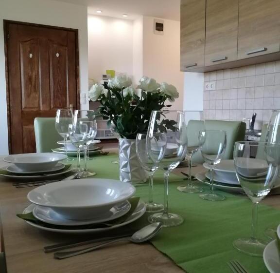 バルコニー付きデラックスルーム, Felsőréti Vendégház