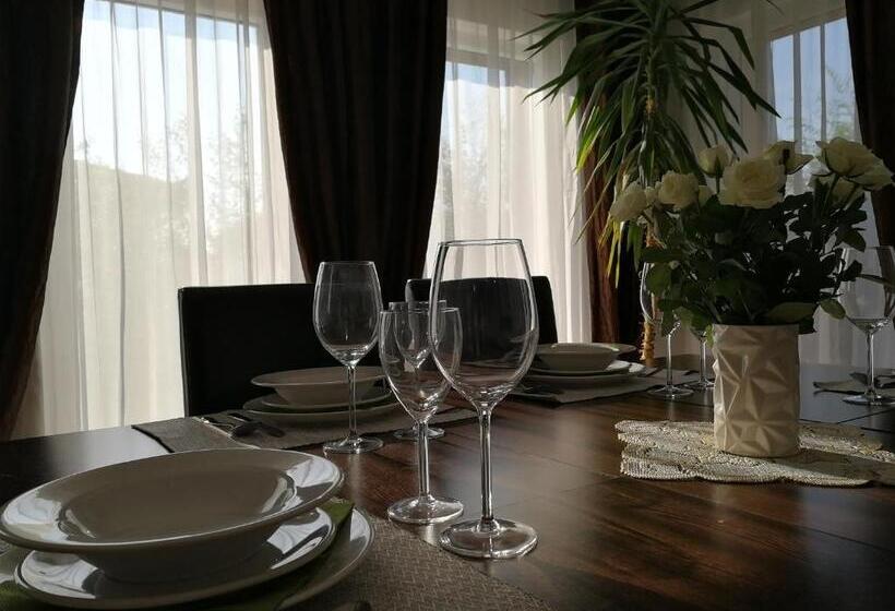 Номер Стандарт Вид на Горы, Felsőréti Vendégház