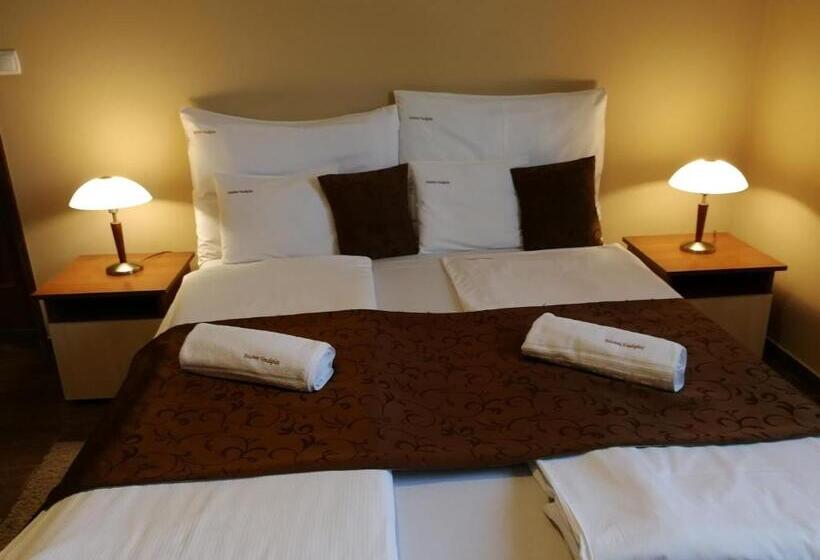 マウンテンビュースタンダードルーム, Felsőréti Vendégház