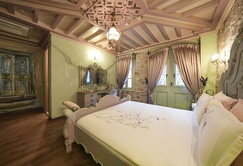 غرفة سوبيريور, Naz Su Cunda