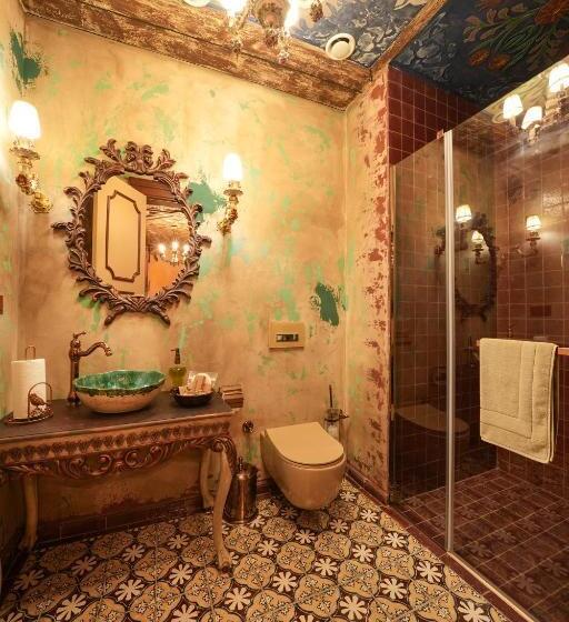 جناح جونيور, Naz Su Cunda