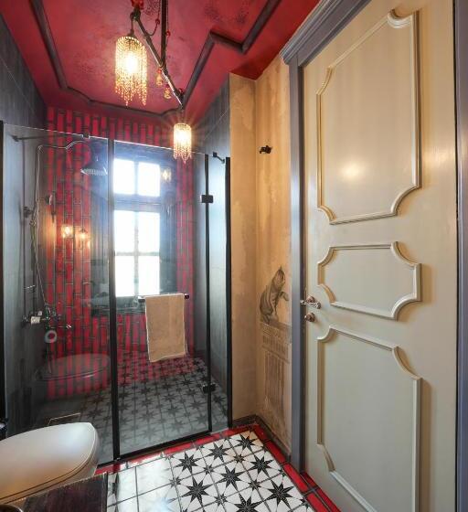 غرفة ديلوكس, Naz Su Cunda