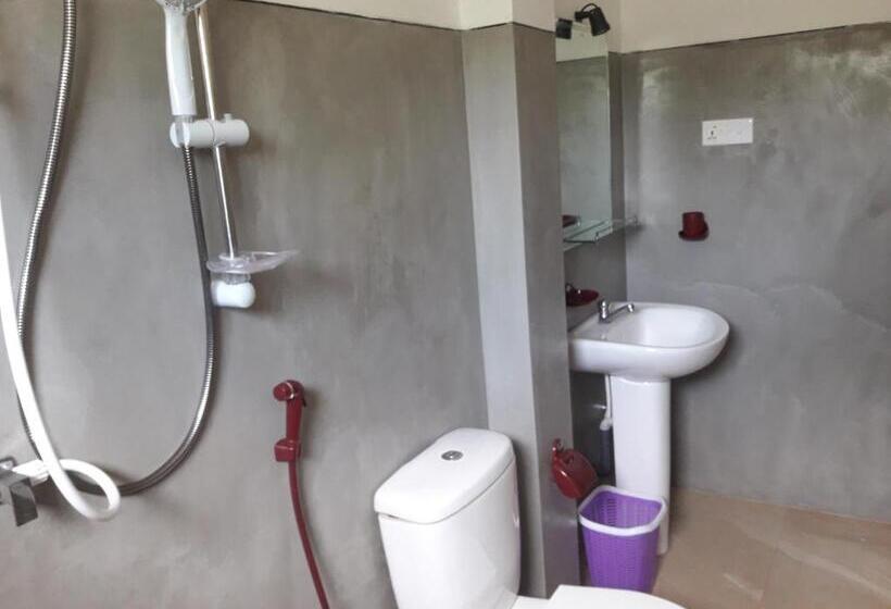 Номер Deluxe с Балконом, Pigeon House Kabalana