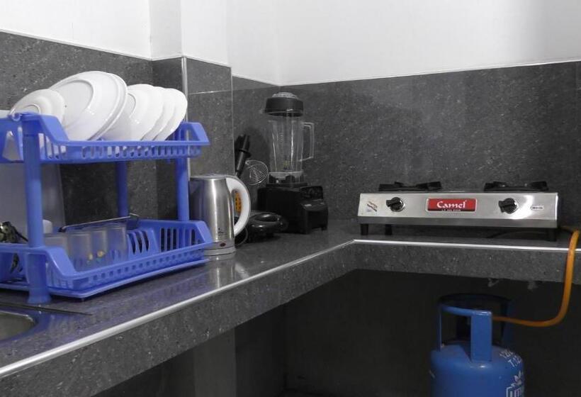 발코니 디럭스 룸, Pigeon House Kabalana