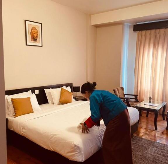 اتاق لوکس با تخت بزرگ, Dorjiling