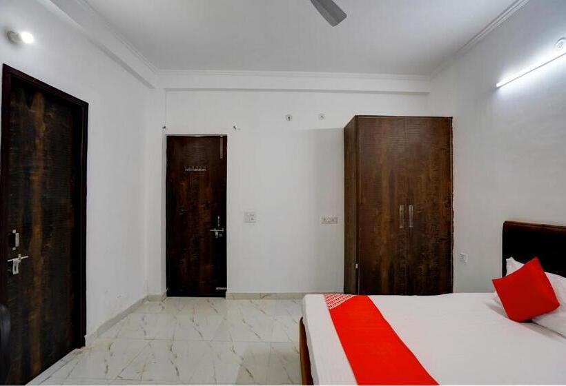 Üç Kişilik Klasik oda, Oyo Cds Residency