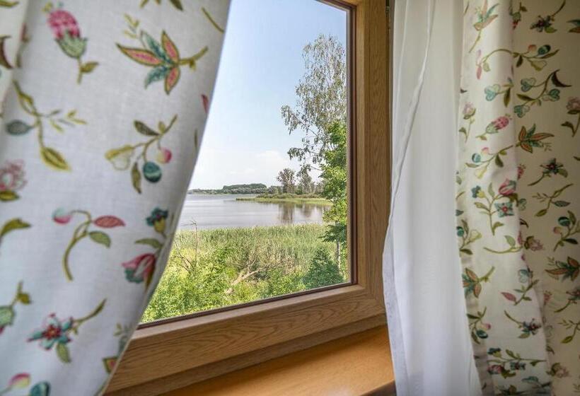 Номер Стандарт Вид на Озеро, łabędź Hotel Karczma