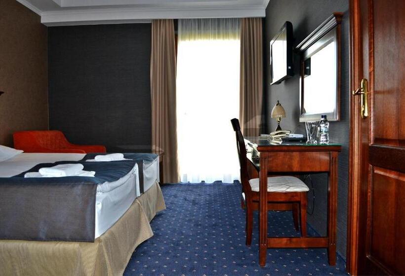 四人标准间, Borowinowy Zdrój Hotel Wellness Spa & Conference