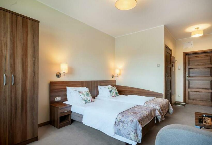 标准间, łabędź Hotel Karczma