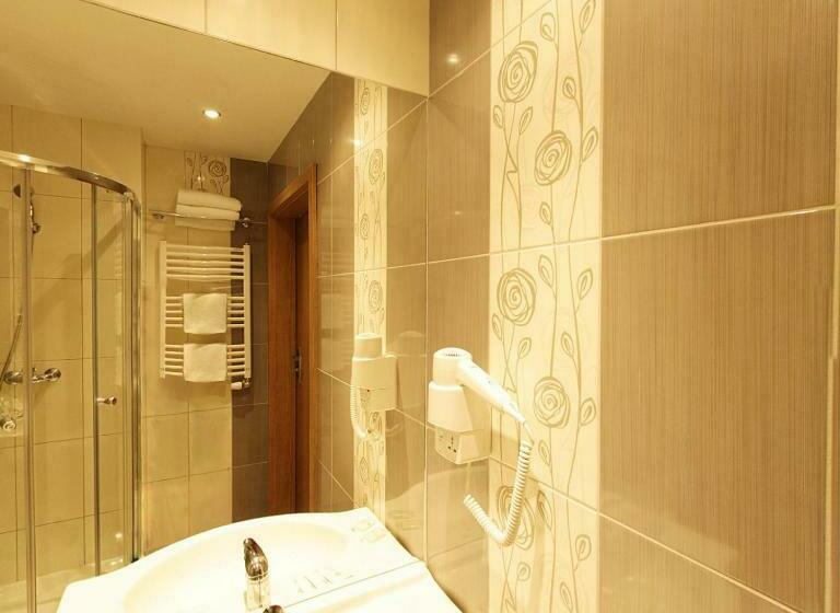 דירת חדר, Belfer