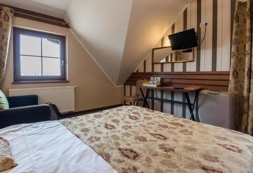 اتاق استاندارد سه نفره, Beskidzki Raj Medical Spa