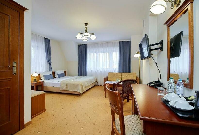 اتاق لوکس, Burkaty