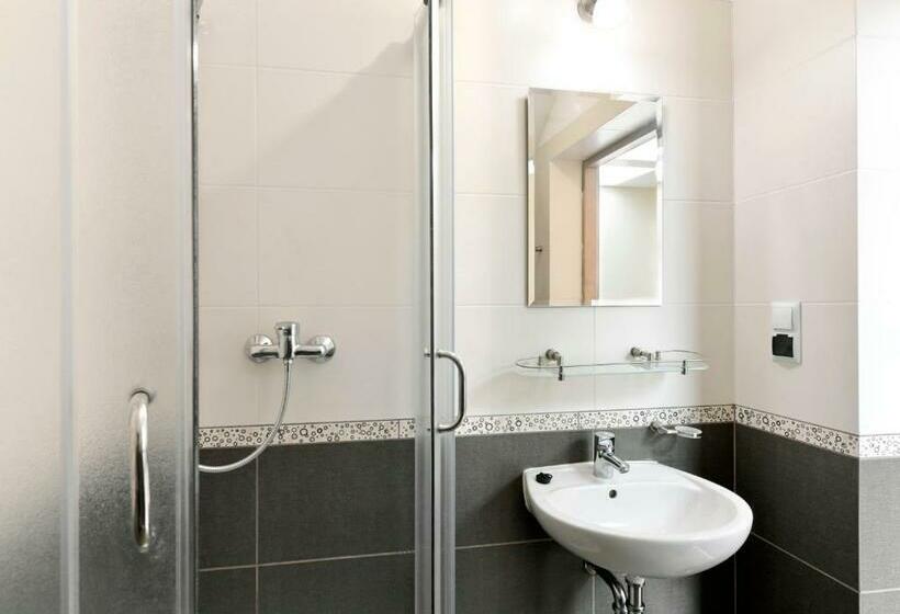 اتاق استاندارد, Dukat