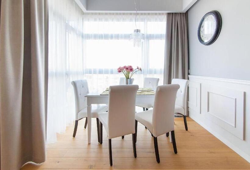 侧面带海景及3个卧室的公寓, Dune Resort Mielno   A