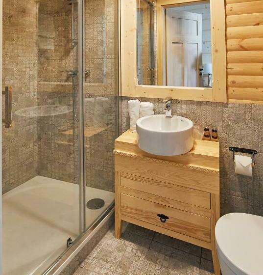 Номер Стандарт, Gazdówka Spa