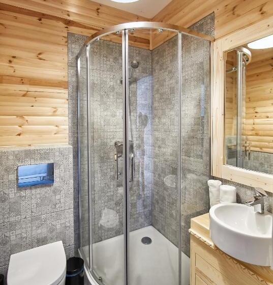 Номер Стандарт, Gazdówka Spa