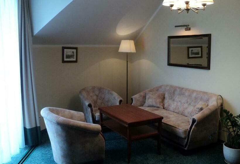 شقة غرفة واحدة, Gniecki Gdansk