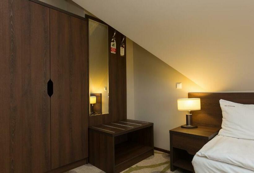 スタンダードトリプルルーム, Górski Raj