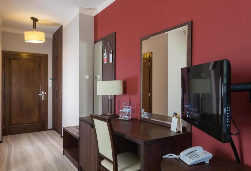 スタンダードルーム, Górski Raj