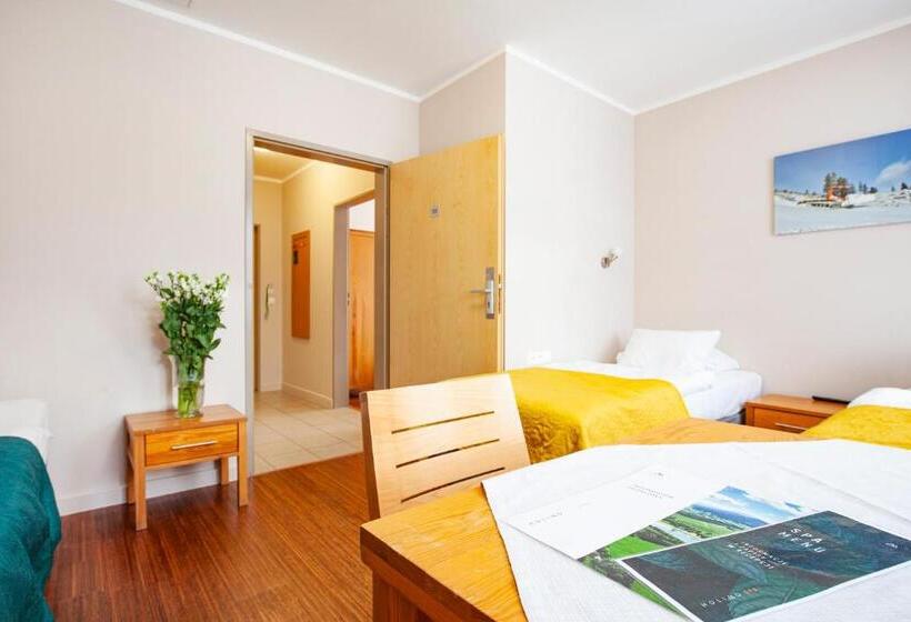 2-Bedroom Classic Apartment, Holimo