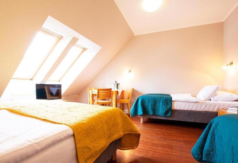 클래식 4인 룸, Holimo