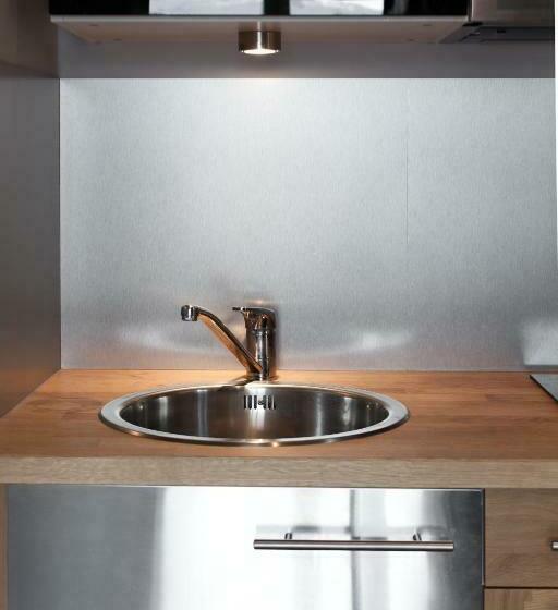 سوییت, Karolinka Guest House