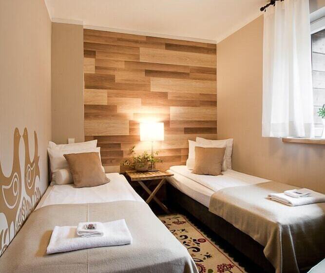 اتاق استاندارد, Karolinka Guest House