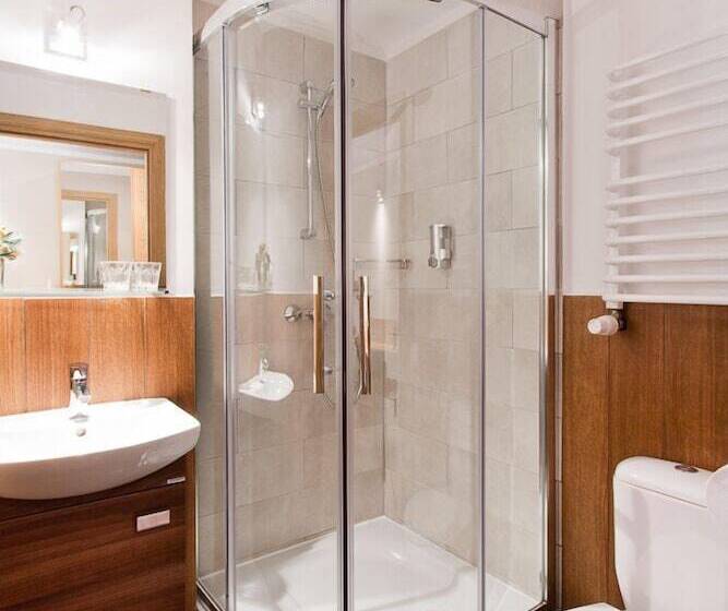 اتاق استاندارد, Karolinka Guest House