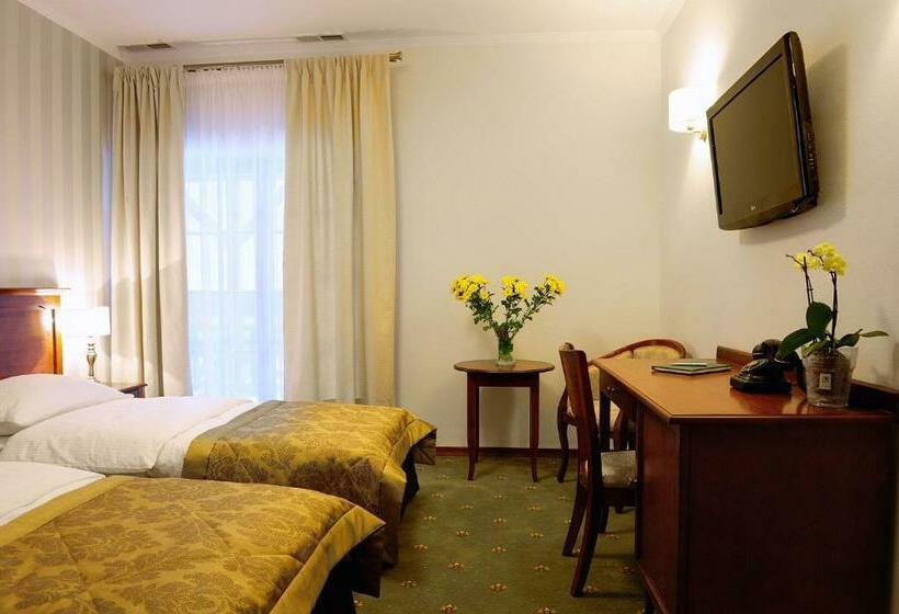 スタンダードルーム, Kazimierski Zdrój