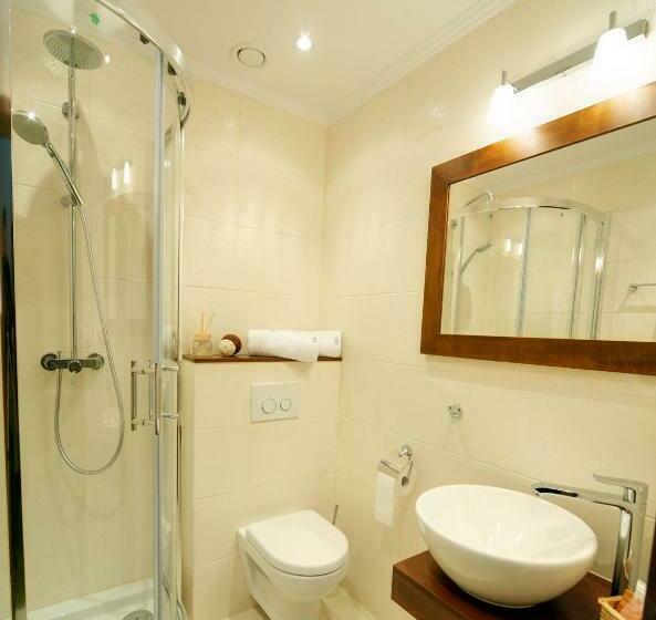 スタンダードトリプルルーム, Kazimierski Zdrój